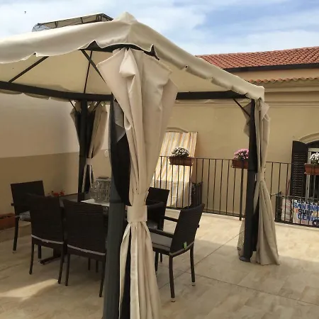 Donna Checchina Appartement Cefalù