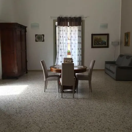 Apartman Donna Checchina Cefalù